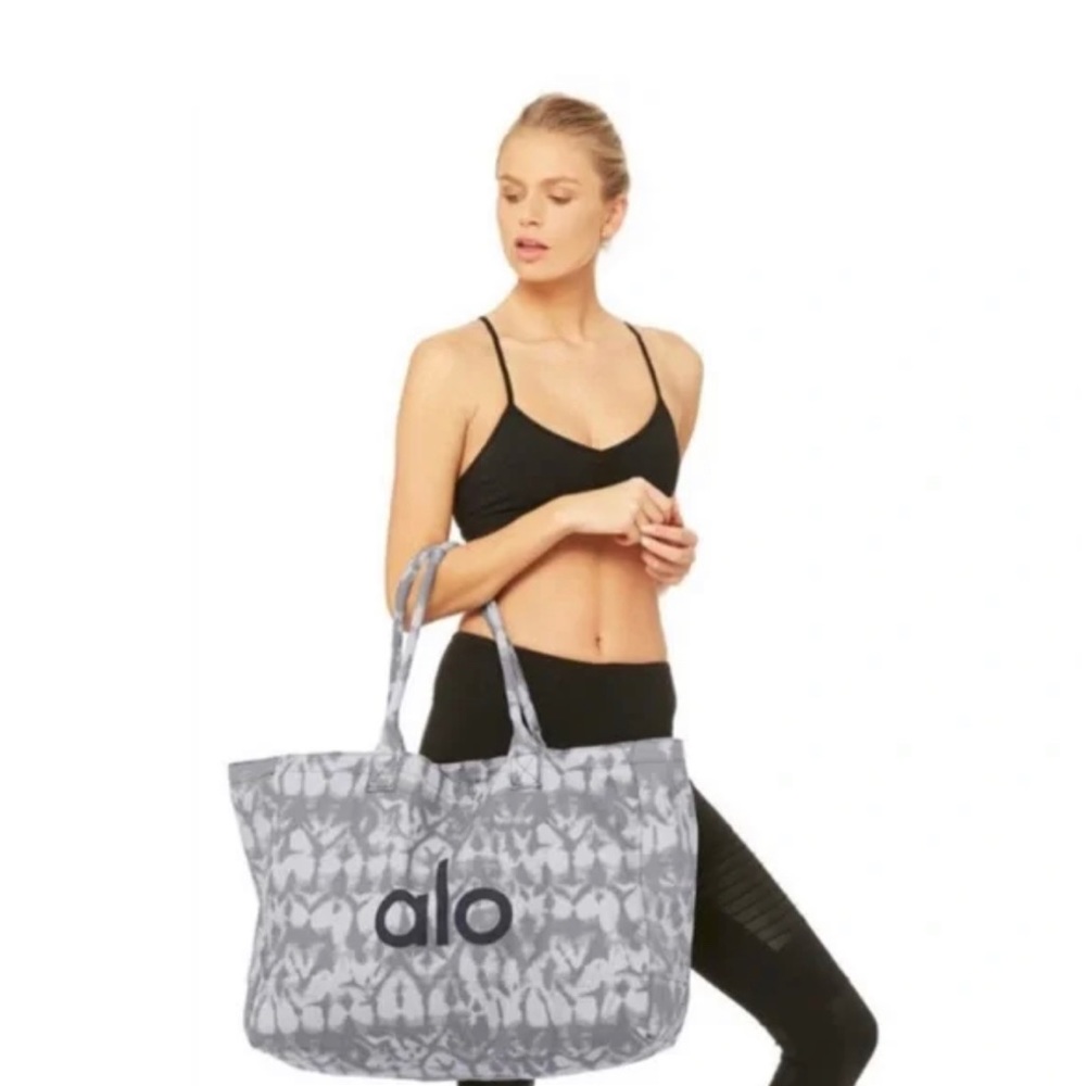Brand new with tags Alo Tote
